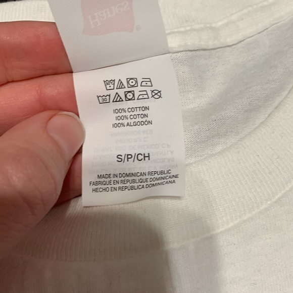 Ghost Emoji Tshirt - Picture 4 of 6